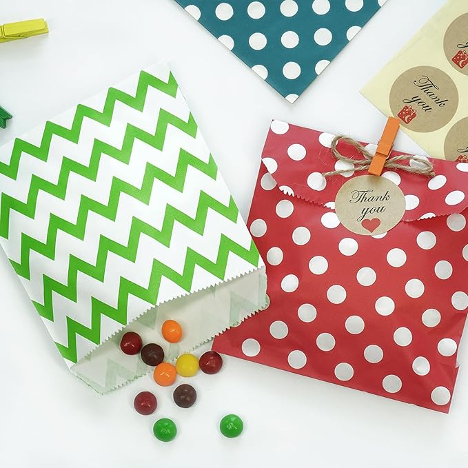 KEYYOOMY 200 Pcs Light Pink Candy Buffet Bags Small Cookie Bags Polka Dot Paper Treat Bag for Wedding Birthday Party (5 inch x 7 inch)