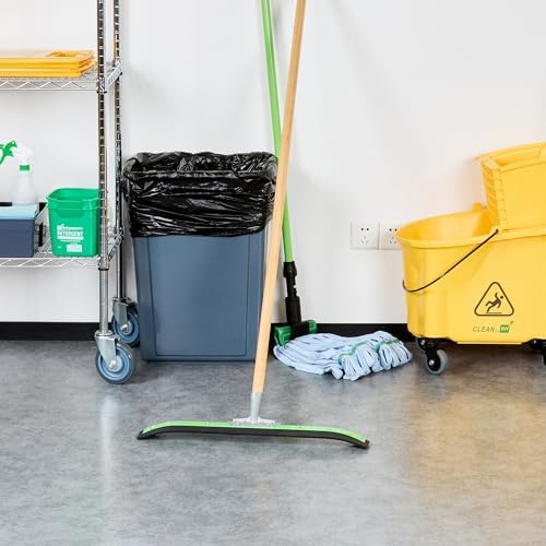 Restaurantware Green Steel Heavy Duty Floor Squeegee - Image 4