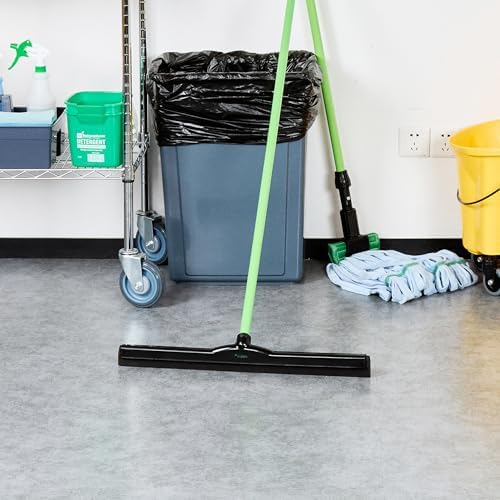 Restaurantware Black Plastic Floor Squeegee - Image 4