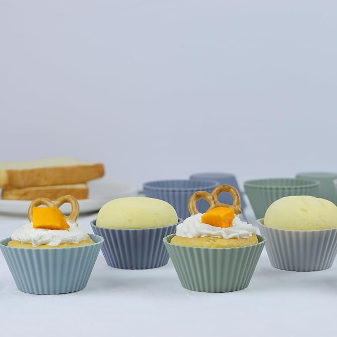 Silicone Baking Muffin Cups 12 Pack, Reusable Cupcake Liners Cake Molds - Image 4