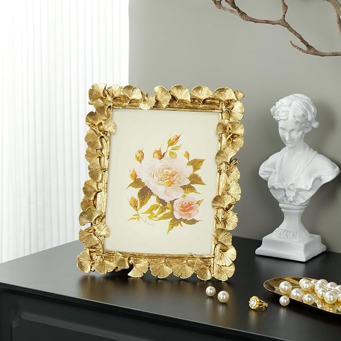Cuspin 6x8 Picture Frame, Vintage Ornate Gold Resin Frame - Image 7