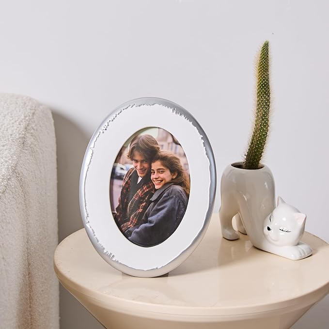 4x6 Ornate Oval Picture Frame, Hand-Crafted Resin Frame - Image 2