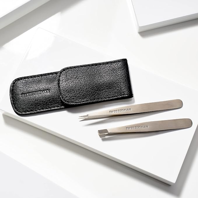 Tweezerman Petite Tweeze Set for Eyebrows - Image 9