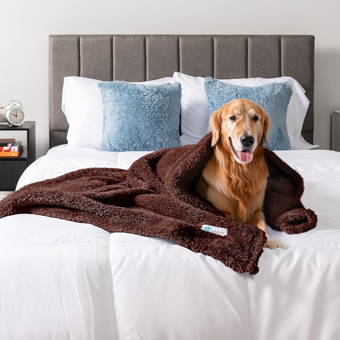 PetAmi Fluffy Waterproof Dog Blanket - Image 5