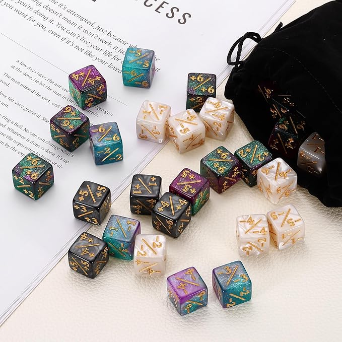 uxcell 24Pcs Magic Dice Counters, Acrylic D6 Life Token Dice Set with Pouch for Standard Cards Gaming Accessories, Green & Black