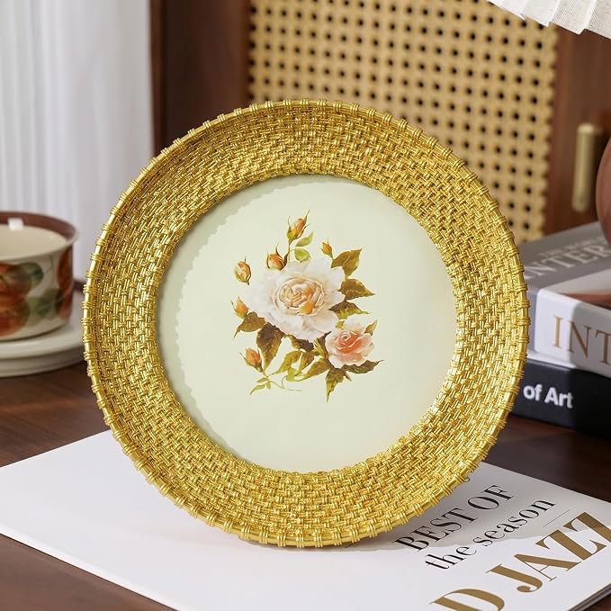 Cuspin 6x6 Round Picture Frame, Vintage Gold 6 inch Circle Frame Rattan - Image 2