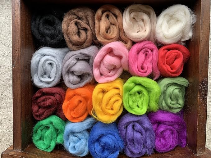heidifeathers Premium Boxed Wet Felting Kit - Image 4