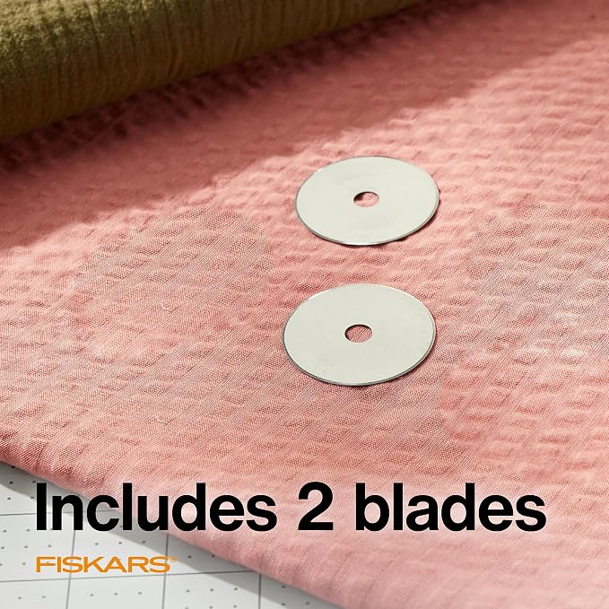 Fiskars 45mm Rotary Blade 2-Pack, Replacement Blades - Image 4